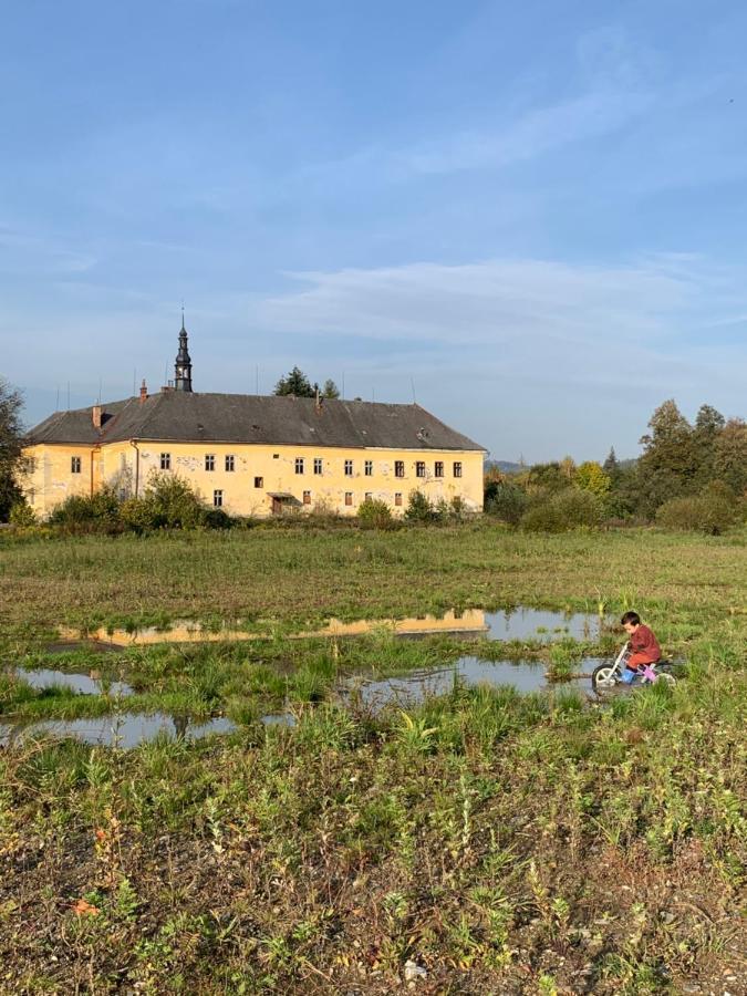 Appartement Zamek Ruda na Moravě Extérieur photo